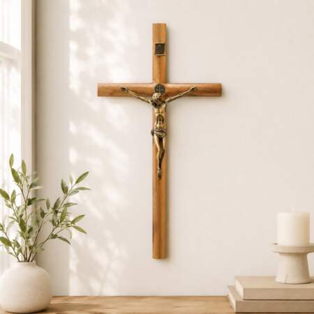 Cruz de Madeira Cilíndrica 35cm de Parede