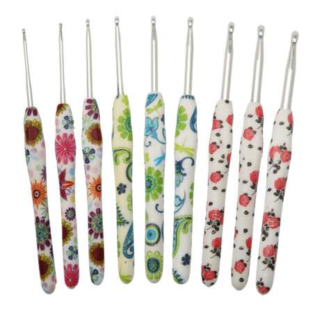 Kit Agulha de Crochê Cabo Emborrachado Flores