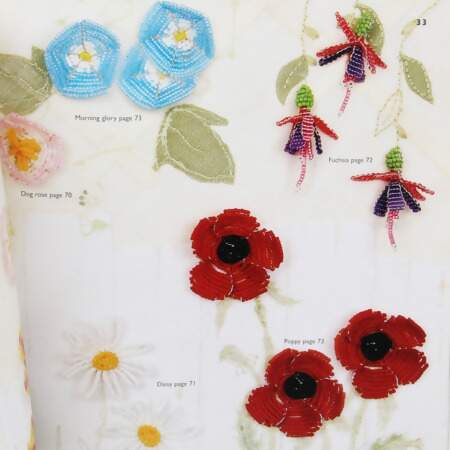 Livro 100 Beaded Flowers, Charms e Trinkets Und