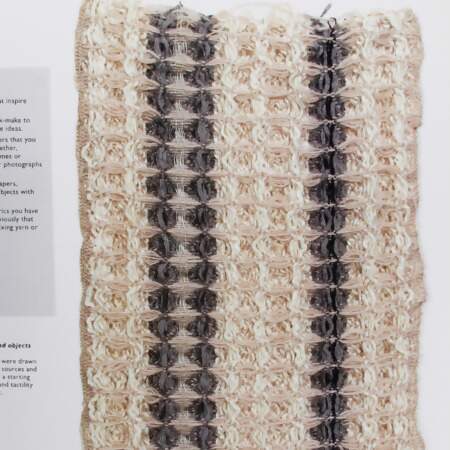Livro Color And Texture In Weaving Und