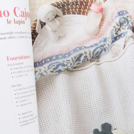 Livro Couvertures & Doudous Pour Bébé au Crochet