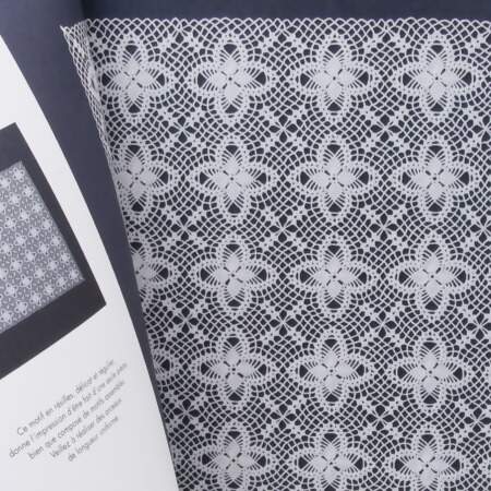 Livro Jolis Napperons Au Crochet