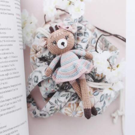 Livro Les Amis de Naomi Au Crochet