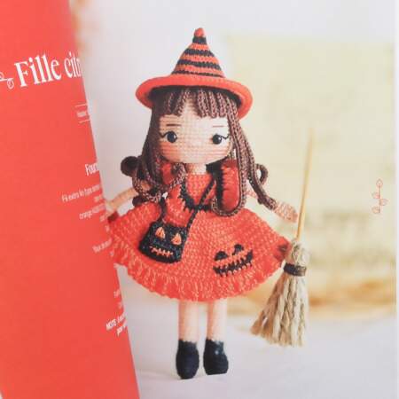 Livro Poupees En Micro Crochet