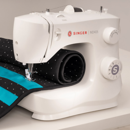 Máquina de Costura Doméstica Singer M2405 110V 