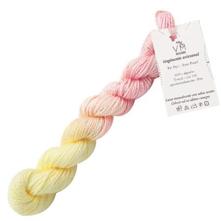 Linha Meada Tingida Tie Dye Tom Pastel VM Feito à Mão 20mts