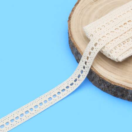 Renda de Algodão Arte Punto RA005 1,8cm 084 Cru 10mts