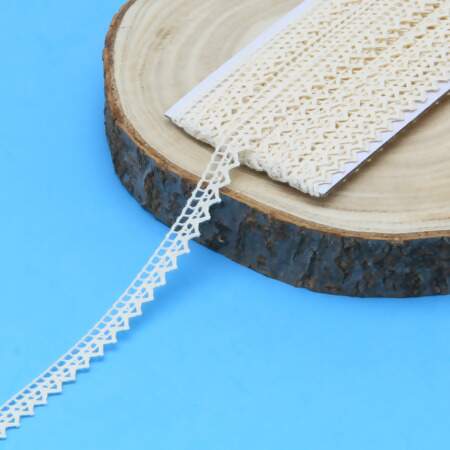 Renda de Algodão Arte Punto RA027 0.9cm 084 Cru 10mts