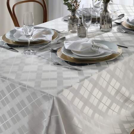 Toalha de Mesa Requinte II Retangular Dohler TJ-4872 1,60x2,70mts