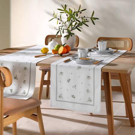 Trilho de Mesa Renova Dohler Amélia 45cmx1,60mts