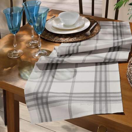 Trilho de Mesa Renova Dohler Luna D Cor A 45cmx1,60mts