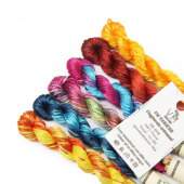 Linha Meada Varicor Tie Dye VM Feito à Mão 20mts